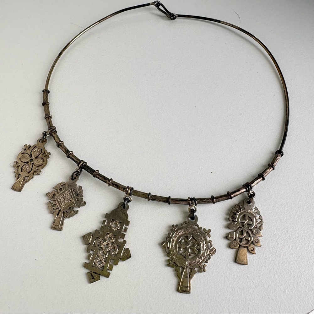 Vintage Sterling silver Hand wrought Multi Cross Charm Choker collar necklace - Picture 11 of 16